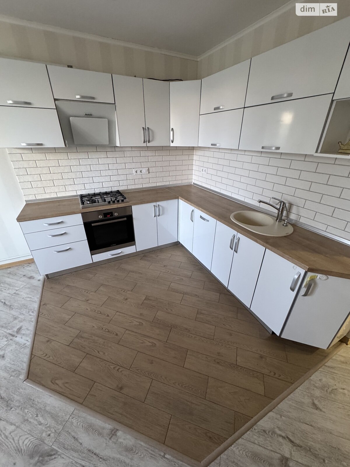 Продажа двухкомнатной квартиры в Харькове, на просп. Победы 53Б, район Алексеевка фото 1 Продажа двухкомнатной квартиры в Харькове, на просп. Победы 53Б, район Алексеевка фото 1