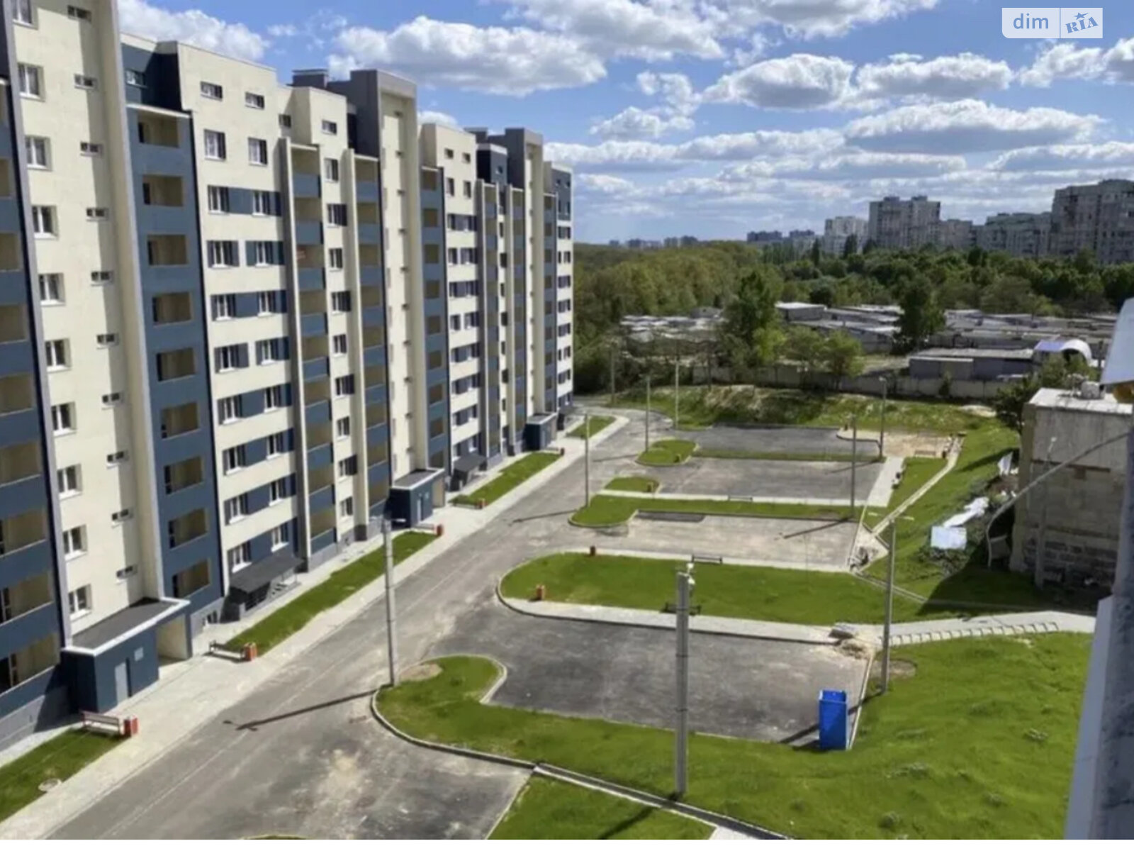 Продаж однокімнатної квартири в Харкові, на просп. Перемоги 86, район Олексїївка фото 1 Продаж однокімнатної квартири в Харкові, на просп. Перемоги 86, район Олексїївка фото 1