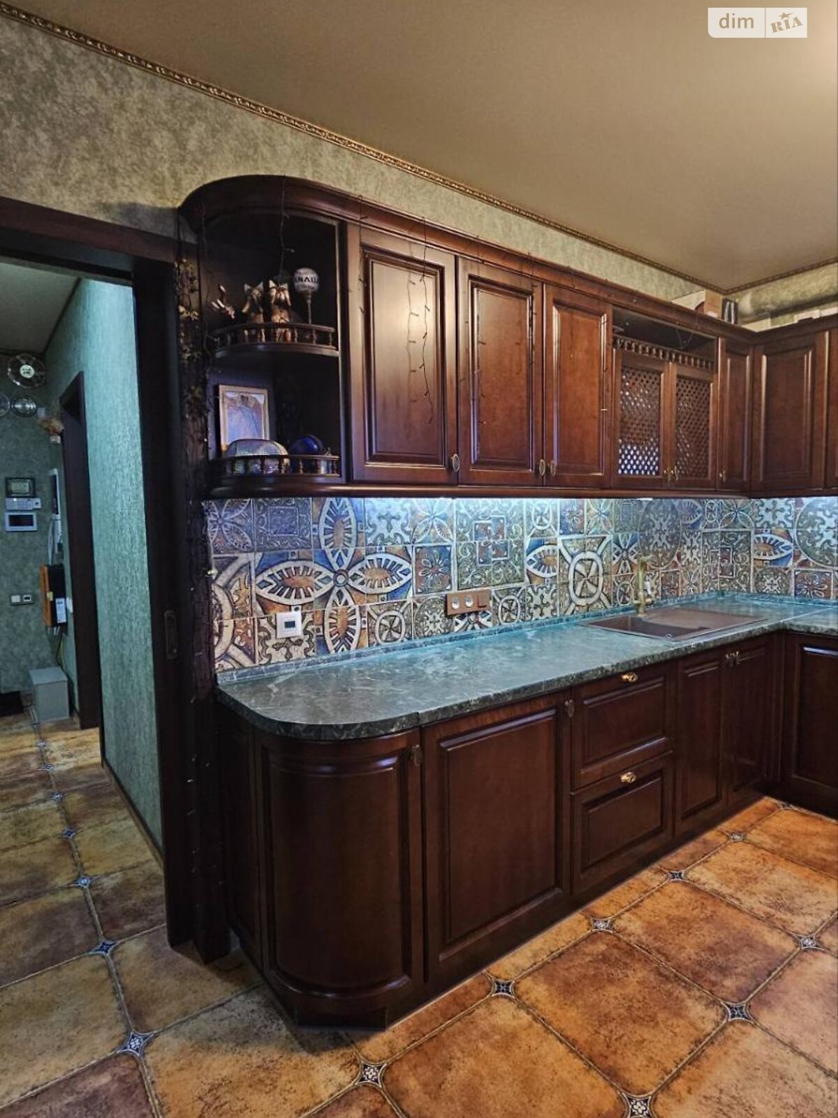 Продажа двухкомнатной квартиры в Харькове, на просп. Победы, район Алексеевка фото 1 Продажа двухкомнатной квартиры в Харькове, на просп. Победы, район Алексеевка фото 1