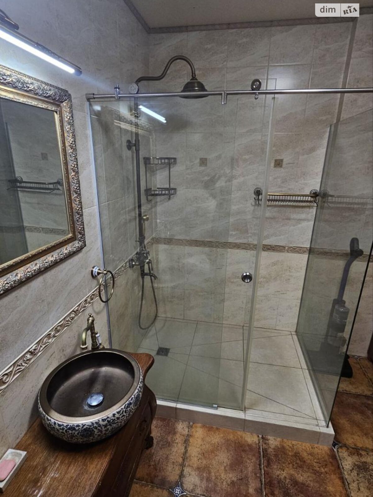 Продажа двухкомнатной квартиры в Харькове, на просп. Победы, район Алексеевка фото 1 Продажа двухкомнатной квартиры в Харькове, на просп. Победы, район Алексеевка фото 1