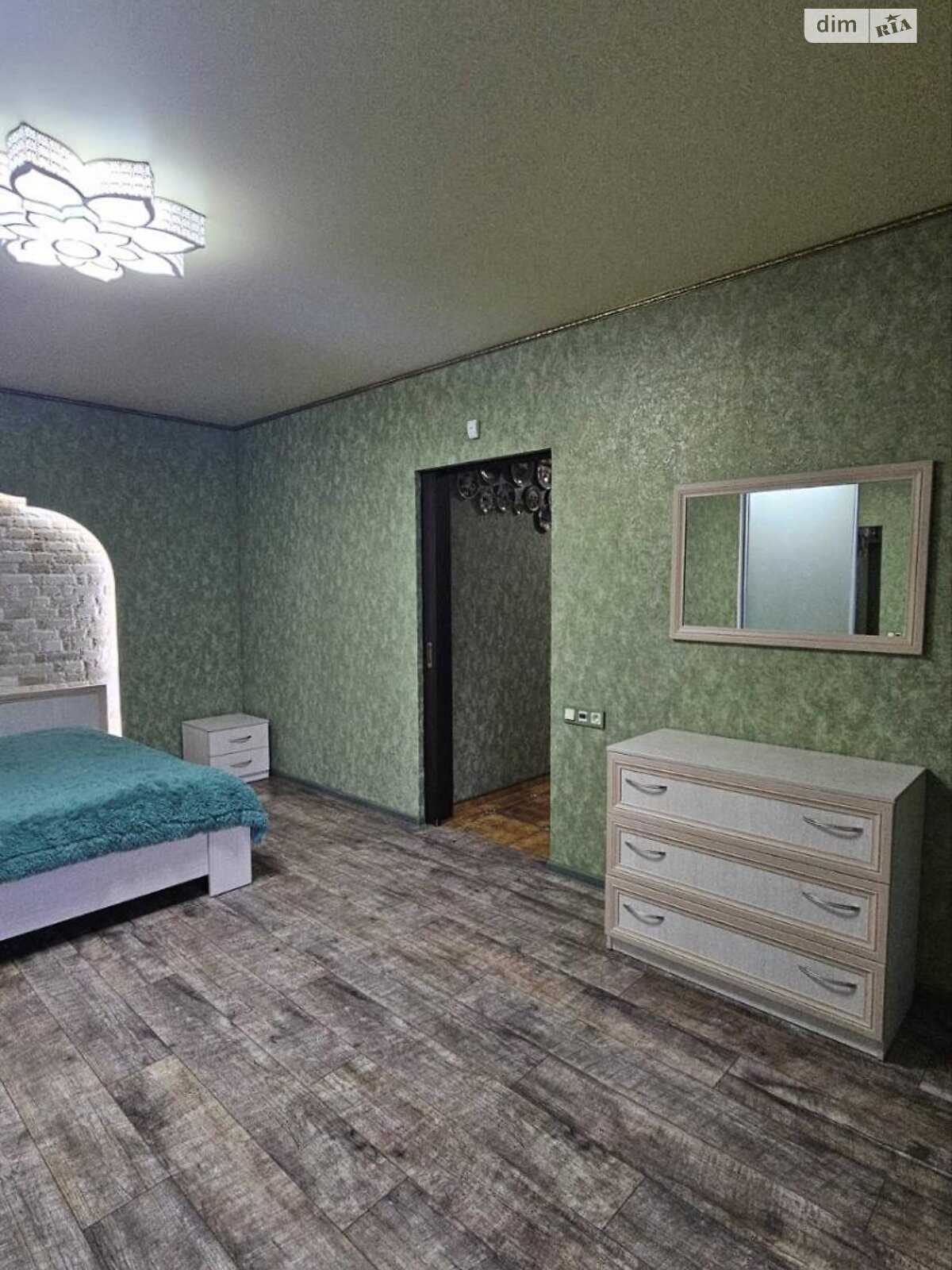 Продажа двухкомнатной квартиры в Харькове, на просп. Победы, район Алексеевка фото 1 Продажа двухкомнатной квартиры в Харькове, на просп. Победы, район Алексеевка фото 1