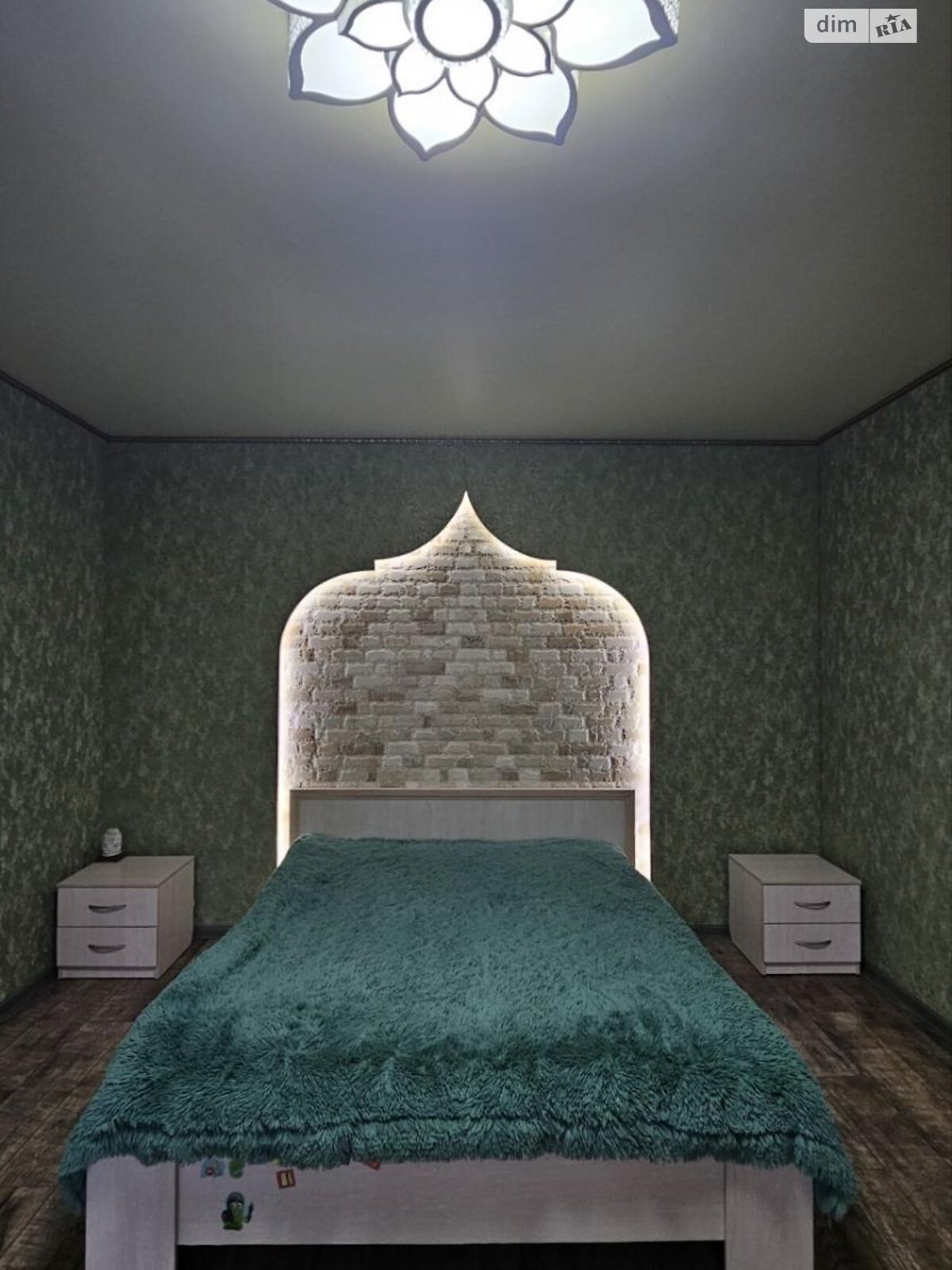 Продажа двухкомнатной квартиры в Харькове, на просп. Победы, район Алексеевка фото 1 Продажа двухкомнатной квартиры в Харькове, на просп. Победы, район Алексеевка фото 1