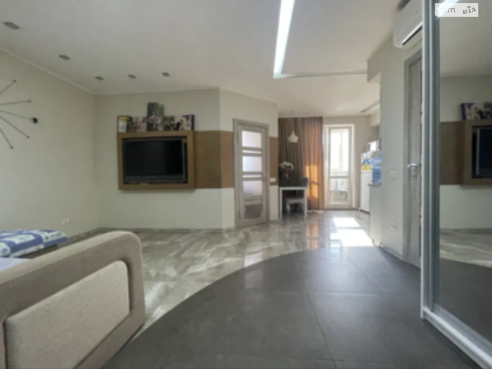 Продажа однокомнатной квартиры в Харькове, на просп. Победы 85, район Алексеевка фото 1