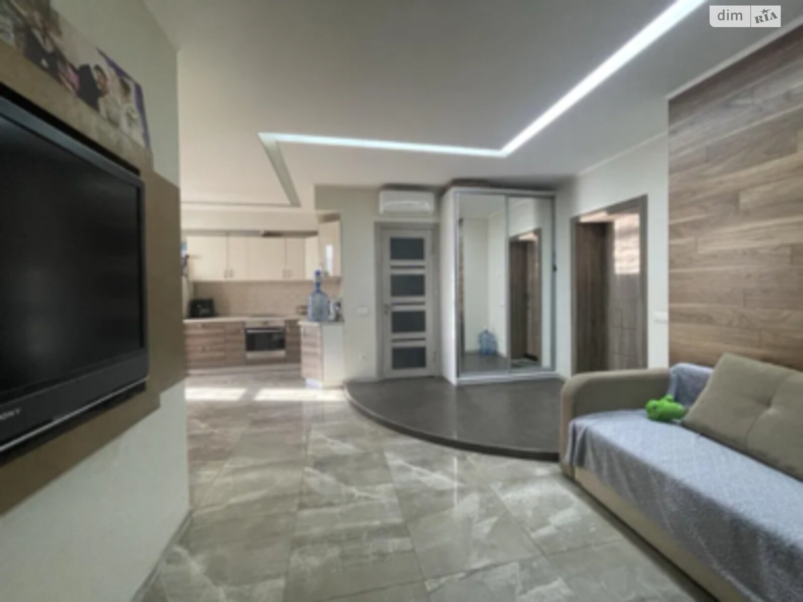 Продажа однокомнатной квартиры в Харькове, на просп. Победы 85, район Алексеевка фото 1