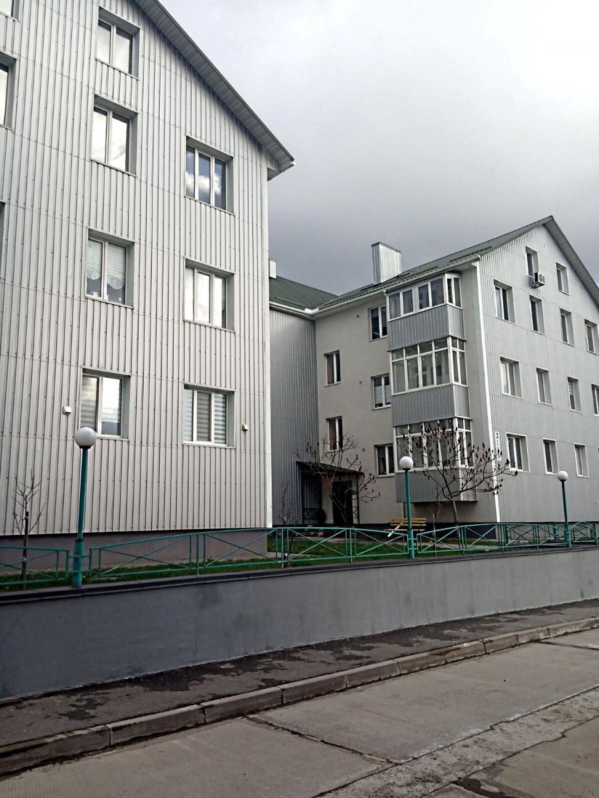 Продажа двухкомнатной квартиры в Харькове, на ул. Буковая 1А, район Алексеевка фото 1