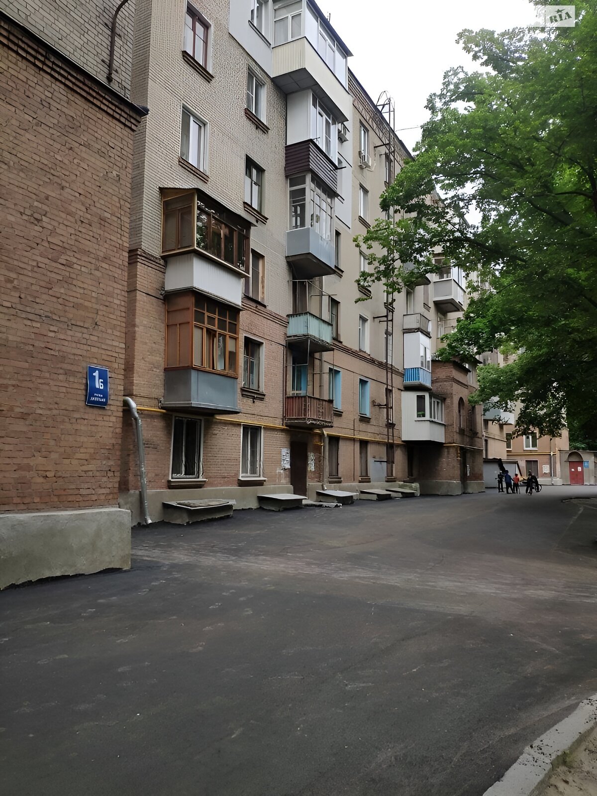 Продажа трехкомнатной квартиры в Харькове, на ул. Дизельная 1Б, район Артёма фото 1 Продажа трехкомнатной квартиры в Харькове, на ул. Дизельная 1Б, район Артёма фото 1