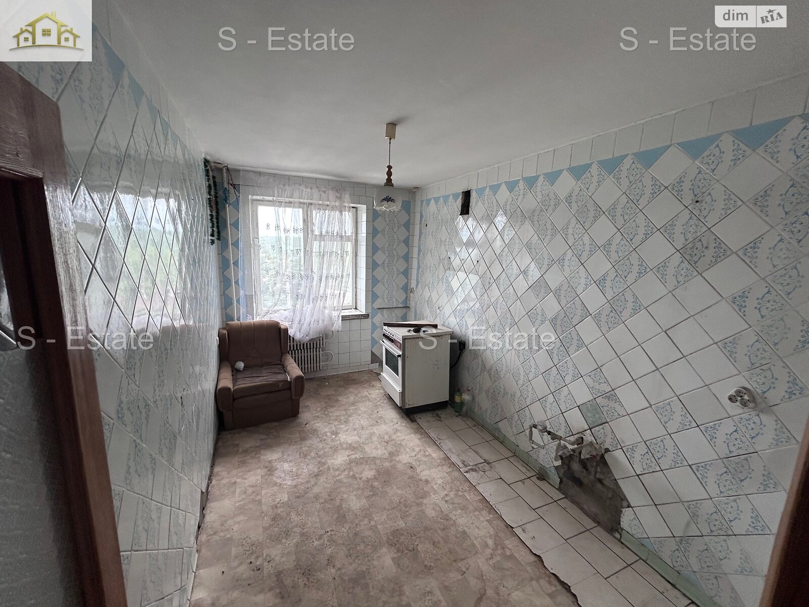 Продаж трикімнатної квартири в Харкові, на пров. Донбасівський 17, фото 1 Продаж трикімнатної квартири в Харкові, на пров. Донбасівський 17, фото 1