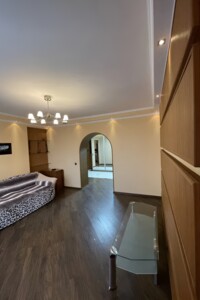 Продаж трикімнатної квартири в Харкові, на вул. Волонтерська 8А, район Гиївка фото 2