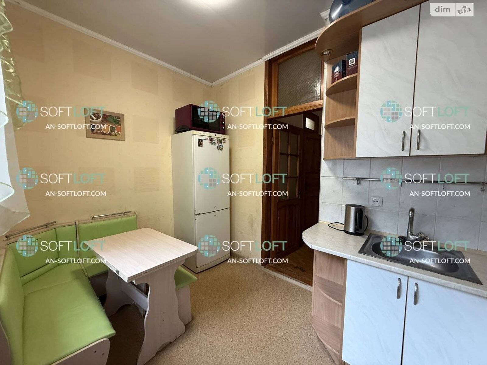 Продажа трехкомнатной квартиры в Харькове, на просп. Независимости 5, район Госпром фото 1