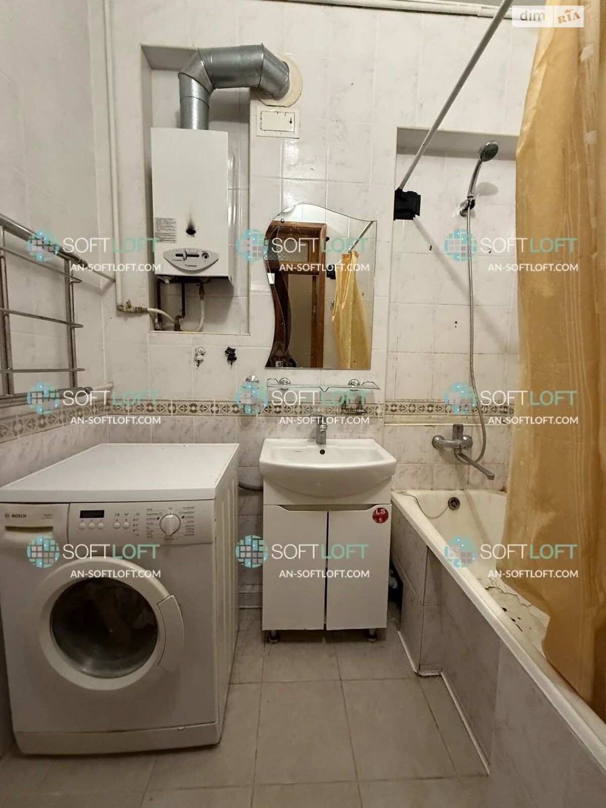 Продажа трехкомнатной квартиры в Харькове, на просп. Независимости 5, район Госпром фото 1