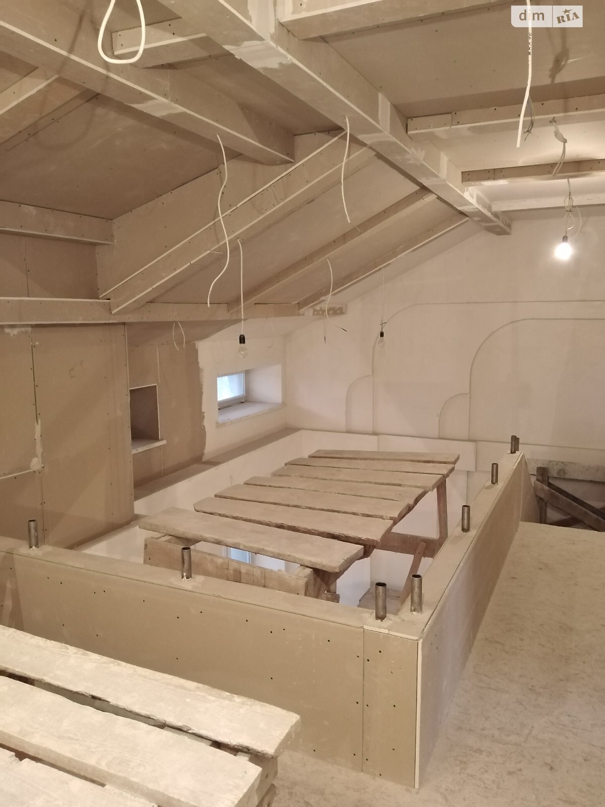 Продажа пятикомнатной квартиры в Харькове, на просп. Независимости 5, район Госпром фото 1 Продажа пятикомнатной квартиры в Харькове, на просп. Независимости 5, район Госпром фото 1
