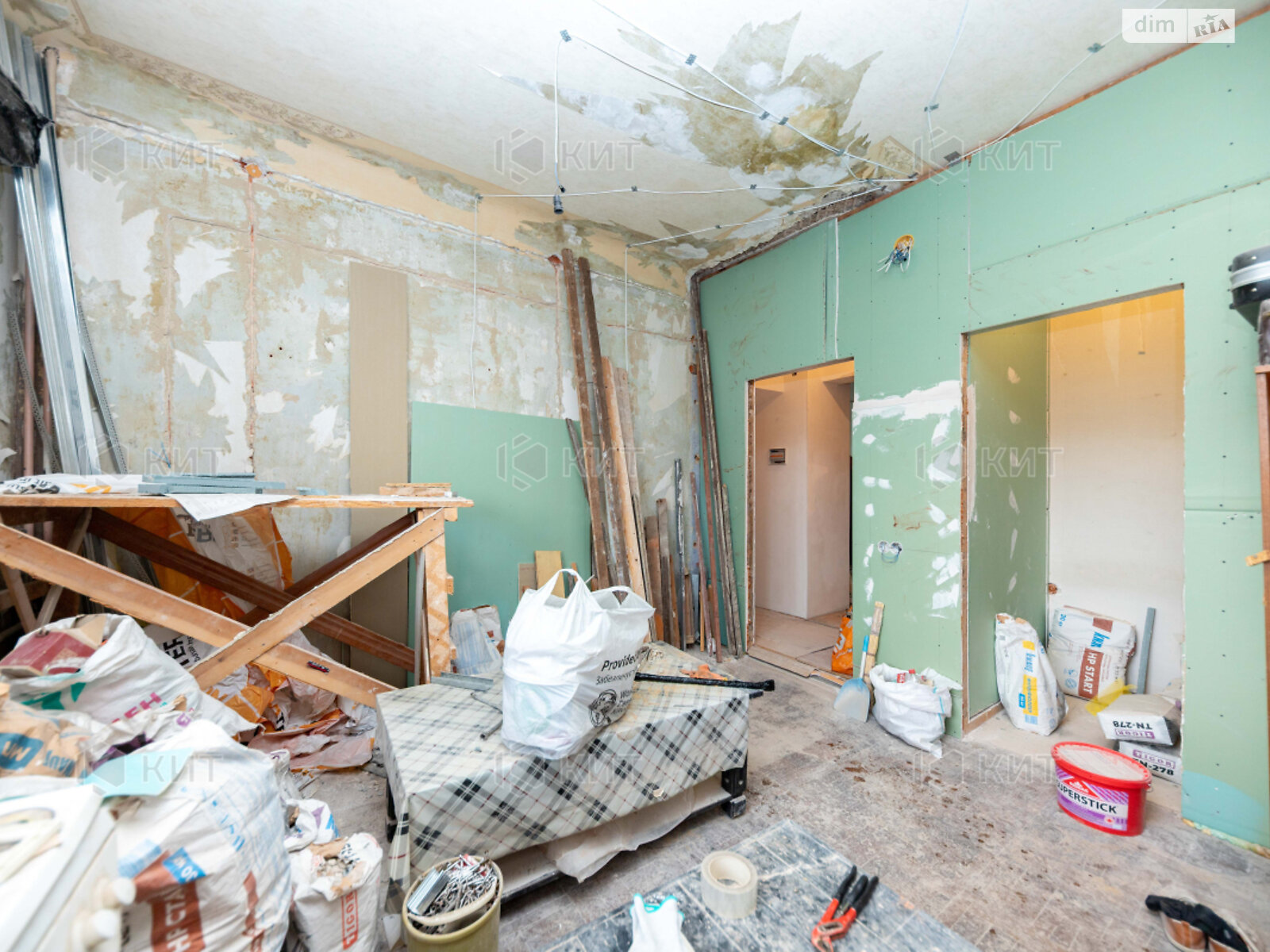 Продажа двухкомнатной квартиры в Харькове, на просп. Науки 7, район Госпром фото 1