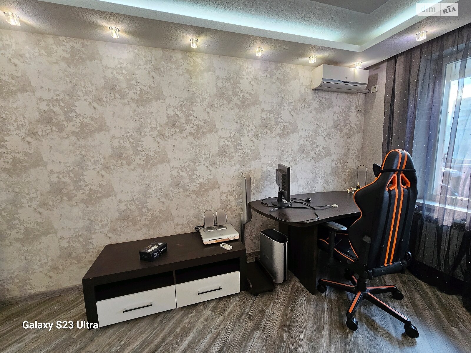 Продаж трикімнатної квартири в Харкові, на вул. Гвардійців-Широнінців, фото 1 Продаж трикімнатної квартири в Харкові, на вул. Гвардійців-Широнінців, фото 1