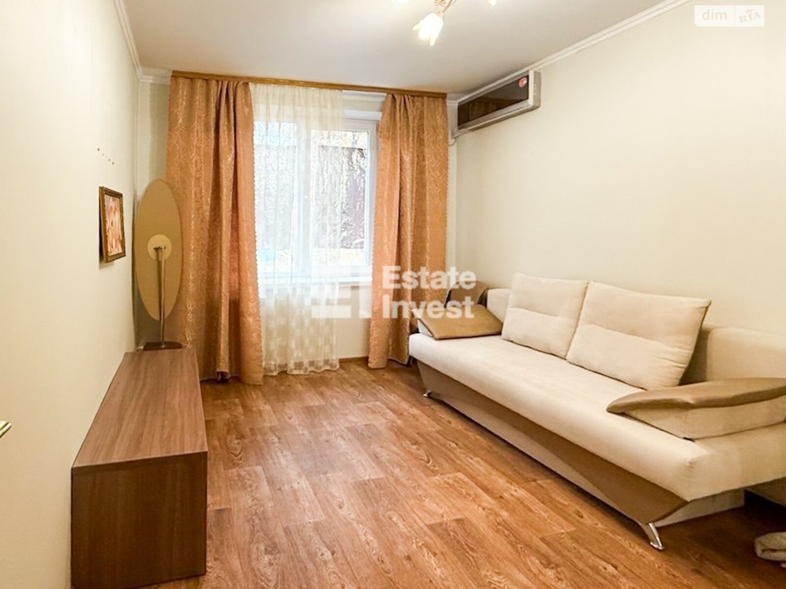 Продажа трехкомнатной квартиры в Харькове, на ул. Гвардейцев-Широнинцев 44, фото 1 Продажа трехкомнатной квартиры в Харькове, на ул. Гвардейцев-Широнинцев 44, фото 1