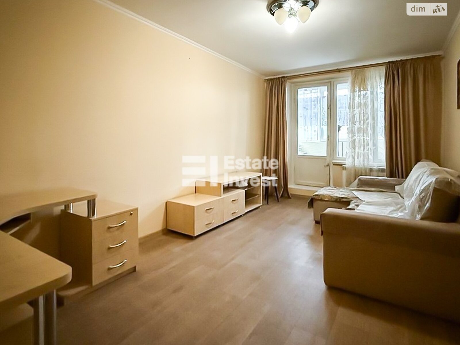 Продажа трехкомнатной квартиры в Харькове, на ул. Гвардейцев-Широнинцев 44, фото 1 Продажа трехкомнатной квартиры в Харькове, на ул. Гвардейцев-Широнинцев 44, фото 1