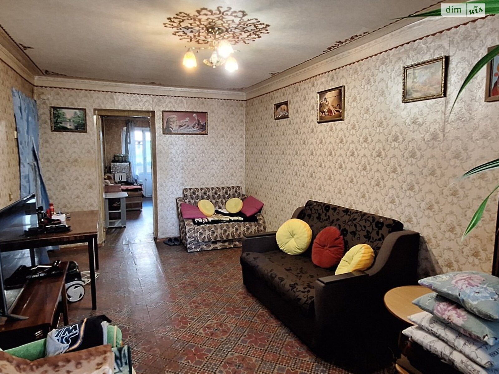 Продажа трехкомнатной квартиры в Харькове, на ул. Паращука Юрия, район Новобаварский фото 1 Продажа трехкомнатной квартиры в Харькове, на ул. Паращука Юрия, район Новобаварский фото 1