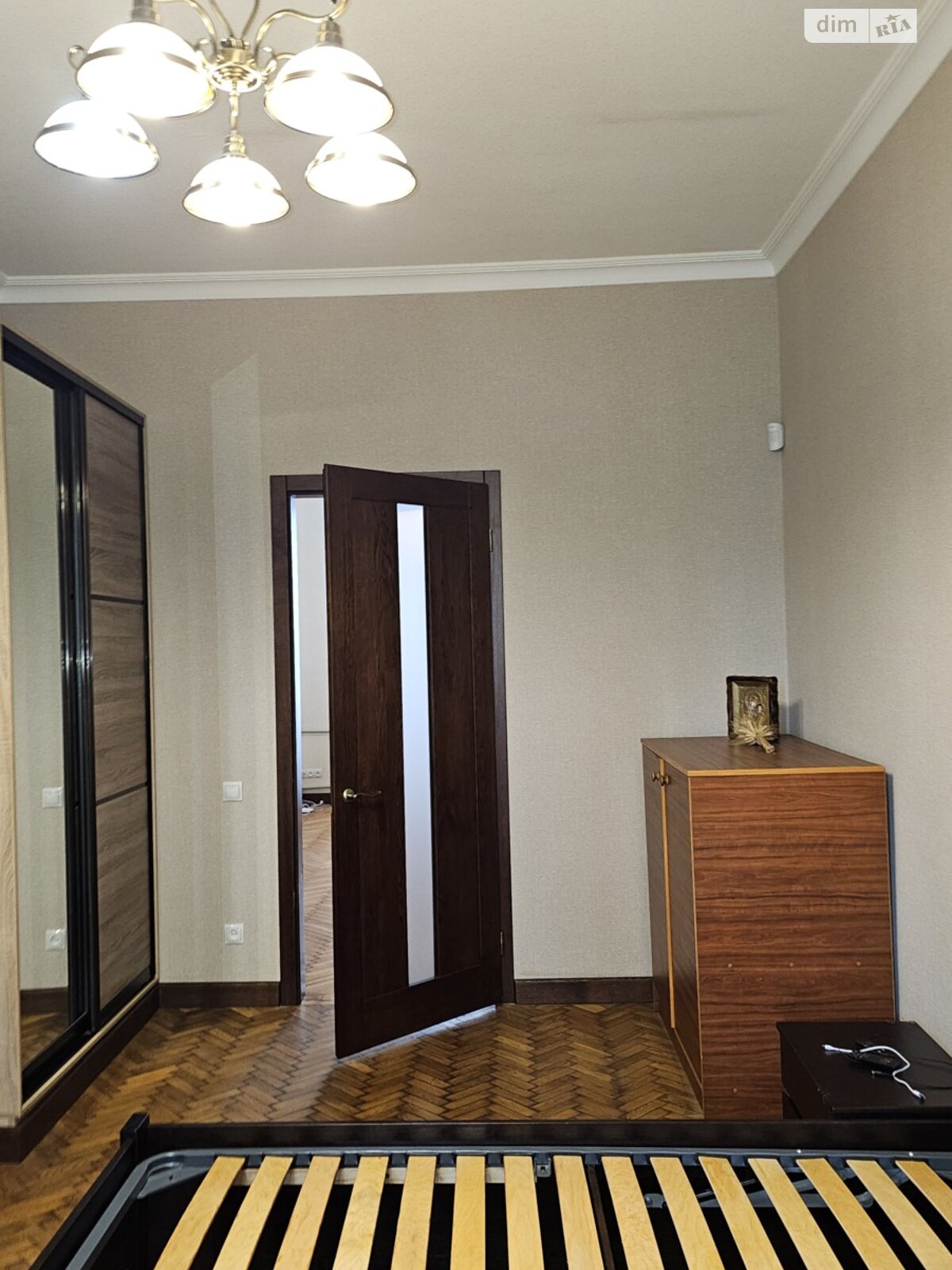 Продаж трикімнатної квартири в Харкові, на вул. Переможців 6, кв. 13, район Холодна Гора фото 1 Продаж трикімнатної квартири в Харкові, на вул. Переможців 6, кв. 13, район Холодна Гора фото 1