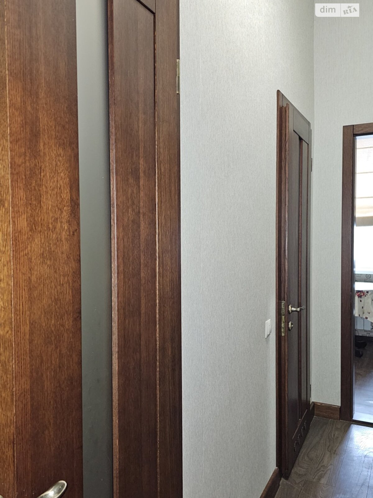 Продаж трикімнатної квартири в Харкові, на вул. Переможців 6, кв. 13, район Холодна Гора фото 1 Продаж трикімнатної квартири в Харкові, на вул. Переможців 6, кв. 13, район Холодна Гора фото 1