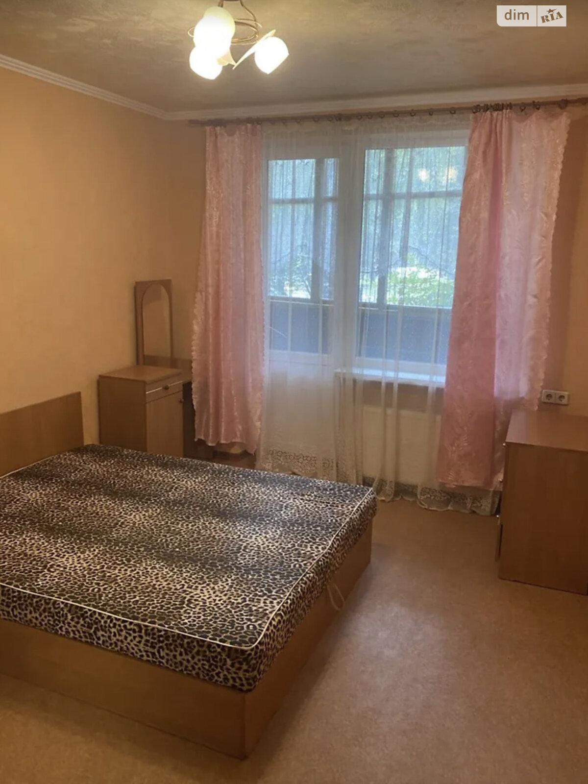 Продажа трехкомнатной квартиры в Харькове, на ул. Полтавский Шлях 152, район Холодная Гора фото 1 Продажа трехкомнатной квартиры в Харькове, на ул. Полтавский Шлях 152, район Холодная Гора фото 1