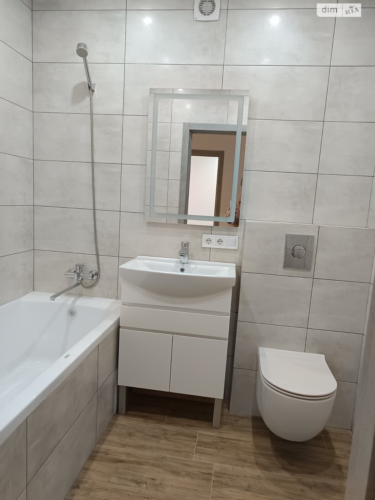 Продажа однокомнатной квартиры в Харькове, на ул. Полтавский Шлях 184, район Холодная Гора фото 1 Продажа однокомнатной квартиры в Харькове, на ул. Полтавский Шлях 184, район Холодная Гора фото 1