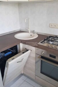 Продаж трикімнатної квартири в Харкові, на пров. Титаренківський, район Холодна Гора фото 2