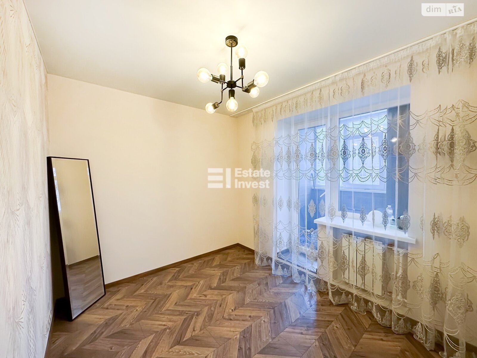 Продаж трикімнатної квартири в Харкові, на вул. Холодногірська 8, фото 1 Продаж трикімнатної квартири в Харкові, на вул. Холодногірська 8, фото 1