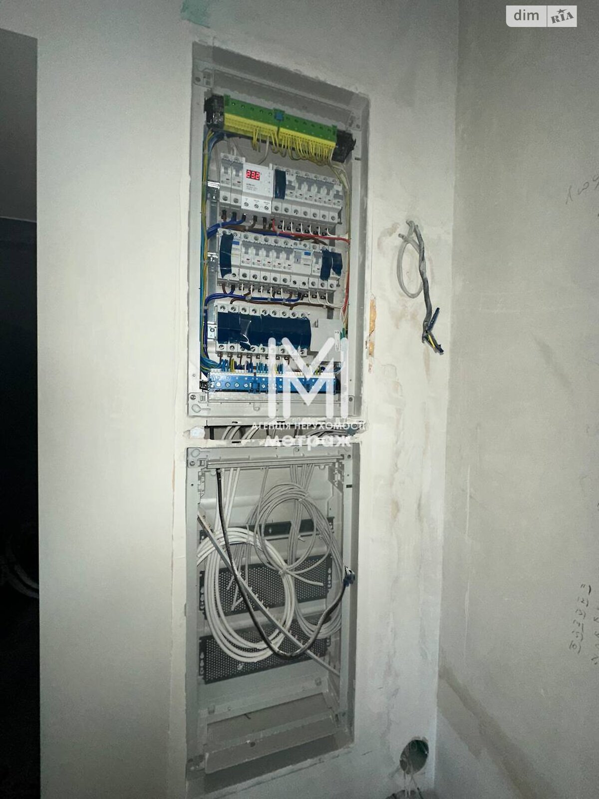 Продаж трикімнатної квартири в Харкові, на вул. Холодногірська 18, кв. 28, район Холодногірський фото 1 Продаж трикімнатної квартири в Харкові, на вул. Холодногірська 18, кв. 28, район Холодногірський фото 1