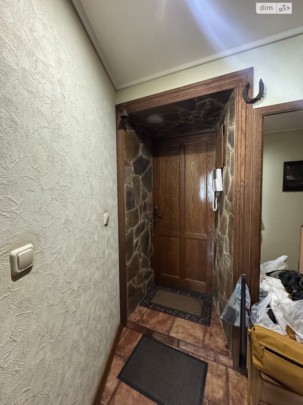 Продажа трехкомнатной квартиры в Харькове, на ул. Полтавский Шлях 26, район Холодногорский фото 1 Продажа трехкомнатной квартиры в Харькове, на ул. Полтавский Шлях 26, район Холодногорский фото 1