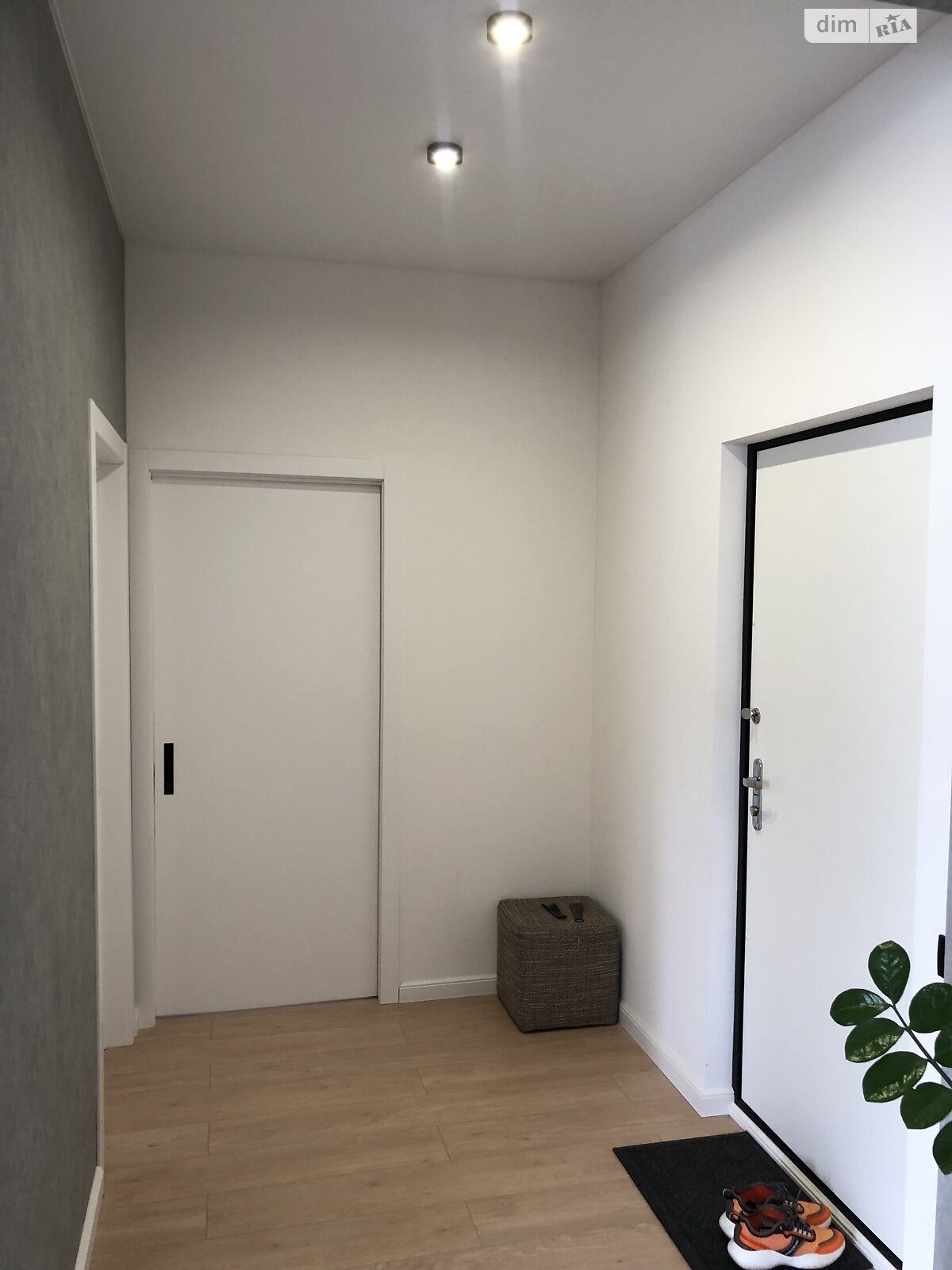 Продажа трехкомнатной квартиры в Харькове, на просп. Александровский 122А, район ХТЗ фото 1 Продажа трехкомнатной квартиры в Харькове, на просп. Александровский 122А, район ХТЗ фото 1