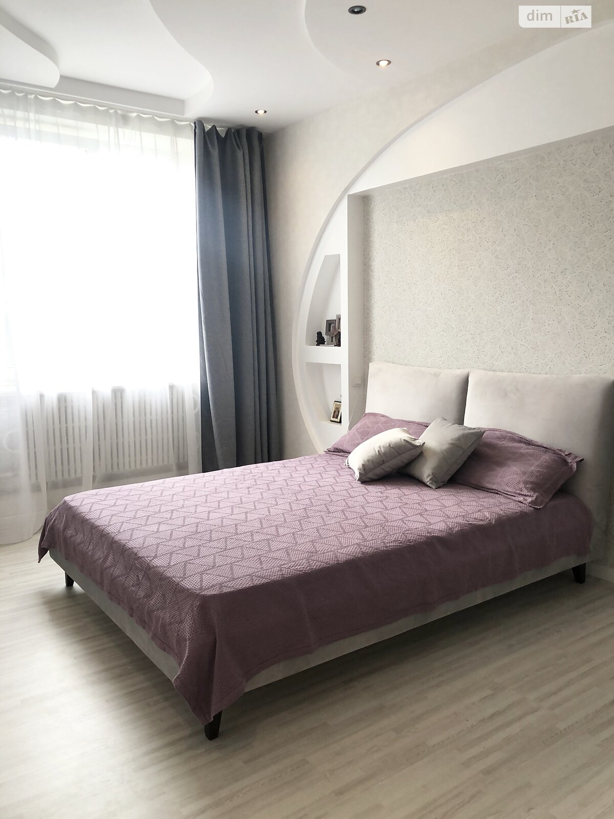 Продажа трехкомнатной квартиры в Харькове, на просп. Александровский 122А, район ХТЗ фото 1 Продажа трехкомнатной квартиры в Харькове, на просп. Александровский 122А, район ХТЗ фото 1