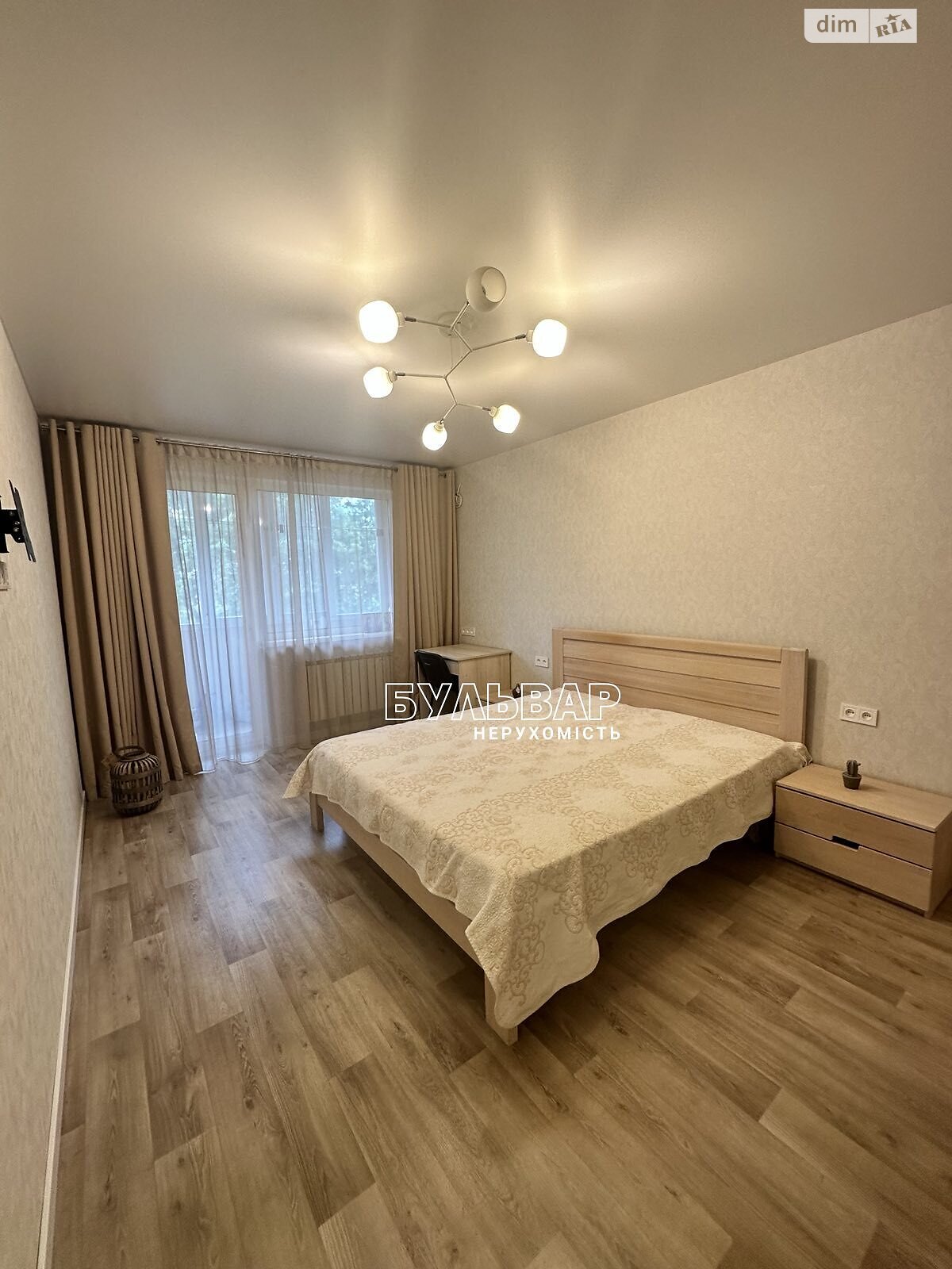 Продажа трехкомнатной квартиры в Харькове, на ул. Бригады Хартия 49Г, район ХТЗ фото 1 Продажа трехкомнатной квартиры в Харькове, на ул. Бригады Хартия 49Г, район ХТЗ фото 1