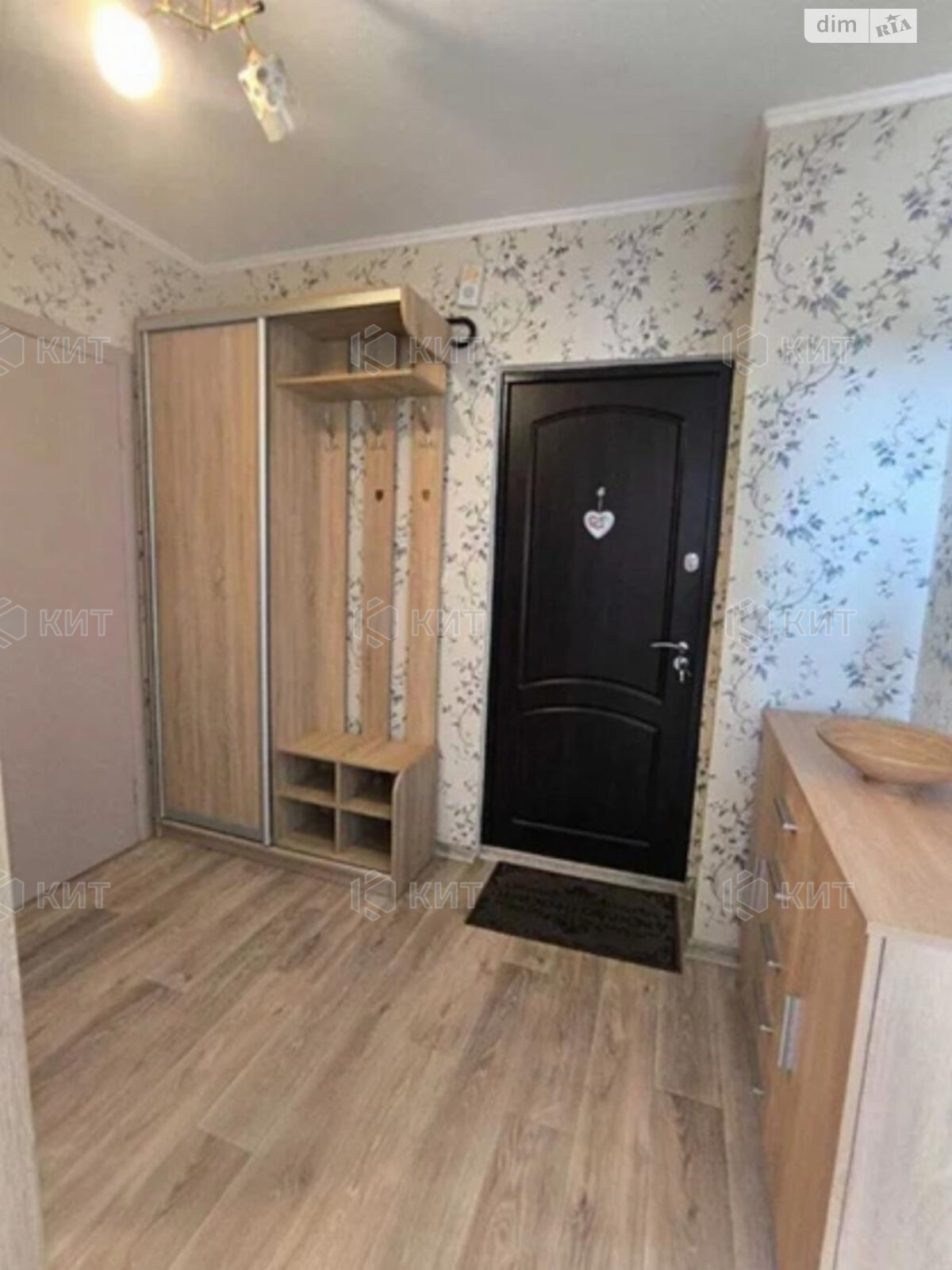 Продажа двухкомнатной квартиры в Харькове, на ул. Бригады Хартия 47А, район ХТЗ фото 1 Продажа двухкомнатной квартиры в Харькове, на ул. Бригады Хартия 47А, район ХТЗ фото 1