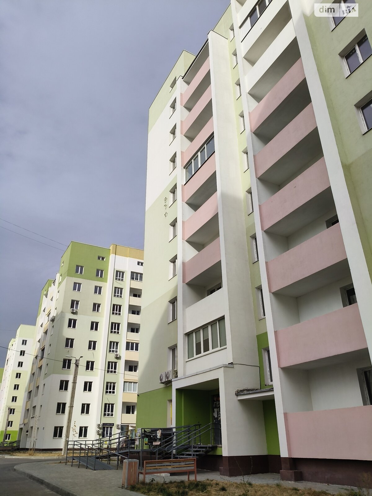 Продаж двокімнатної квартири в Харкові, на просп. Героїв Харкова 270Г, район ХТЗ фото 1 Продаж двокімнатної квартири в Харкові, на просп. Героїв Харкова 270Г, район ХТЗ фото 1