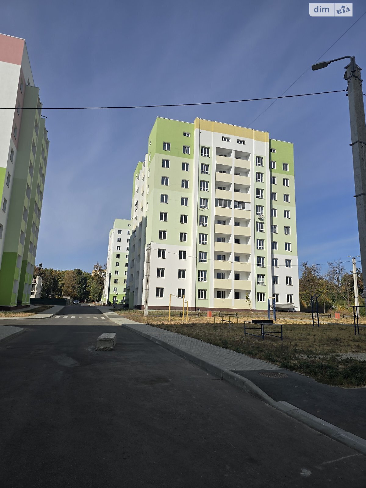 Продаж двокімнатної квартири в Харкові, на просп. Героїв Харкова 270, район ХТЗ фото 1 Продаж двокімнатної квартири в Харкові, на просп. Героїв Харкова 270, район ХТЗ фото 1