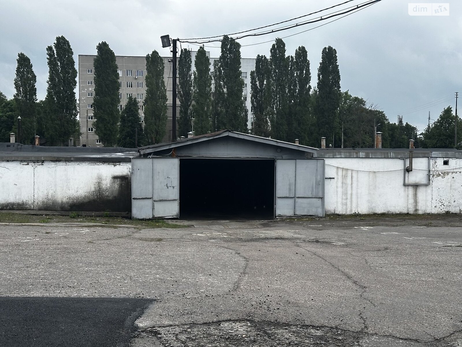 Продажа трехкомнатной квартиры в Харькове, на просп. Героев Харькова 272Д, район ХТЗ фото 1 Продажа трехкомнатной квартиры в Харькове, на просп. Героев Харькова 272Д, район ХТЗ фото 1