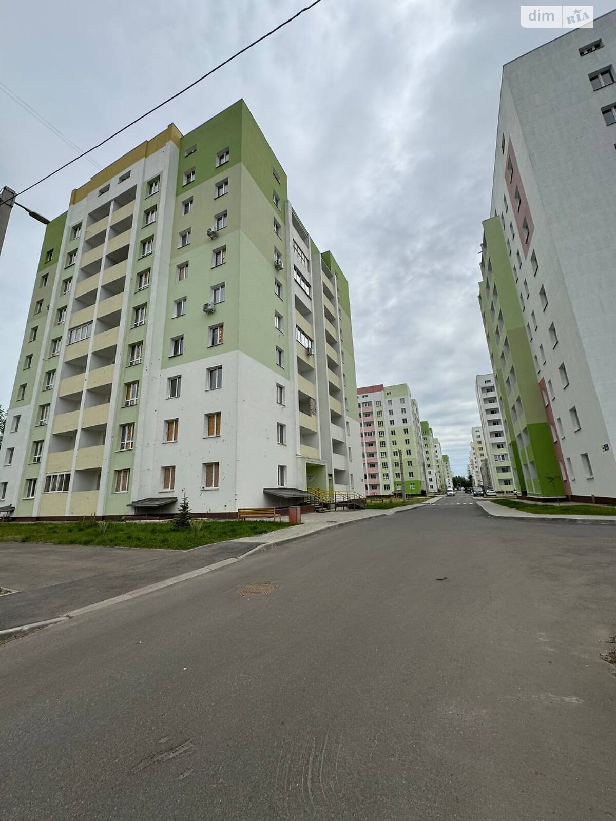 Продаж двокімнатної квартири в Харкові, на просп. Героїв Харкова 270, район ХТЗ фото 1 Продаж двокімнатної квартири в Харкові, на просп. Героїв Харкова 270, район ХТЗ фото 1