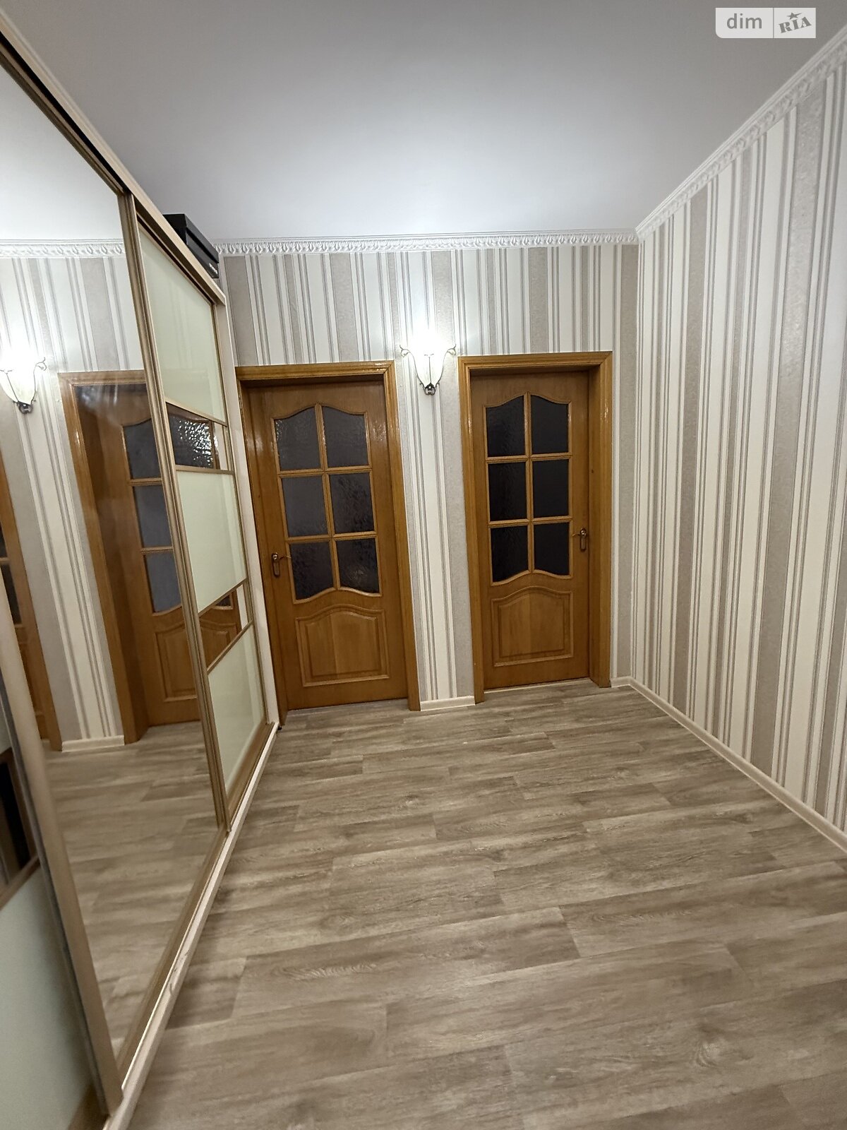 Продаж трикімнатної квартири в Харкові, на просп. Героїв Харкова 252, район ХТЗ фото 1 Продаж трикімнатної квартири в Харкові, на просп. Героїв Харкова 252, район ХТЗ фото 1