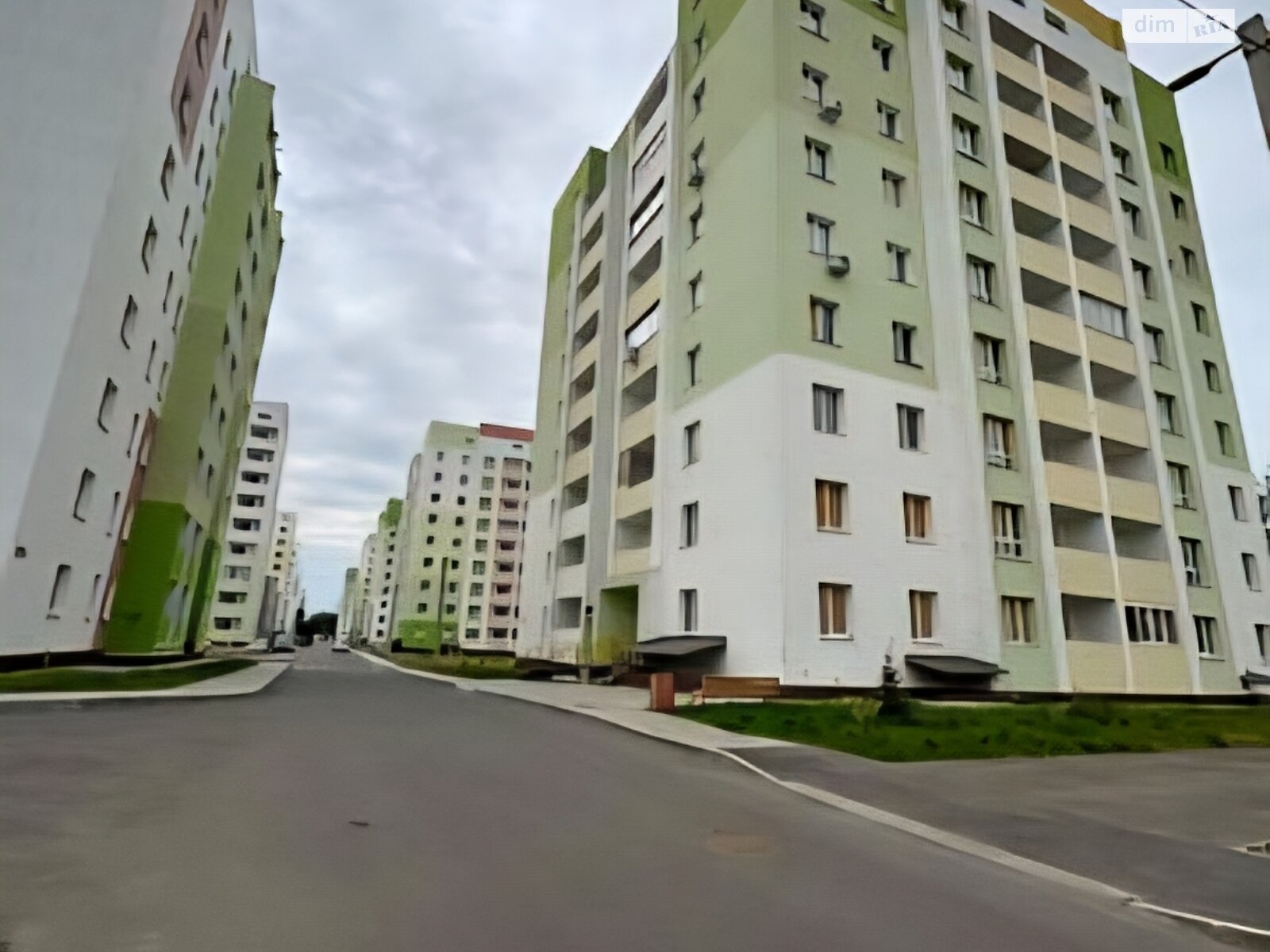 Продажа двухкомнатной квартиры в Харькове, на просп. Героев Харькова 270А, район ХТЗ фото 1 Продажа двухкомнатной квартиры в Харькове, на просп. Героев Харькова 270А, район ХТЗ фото 1