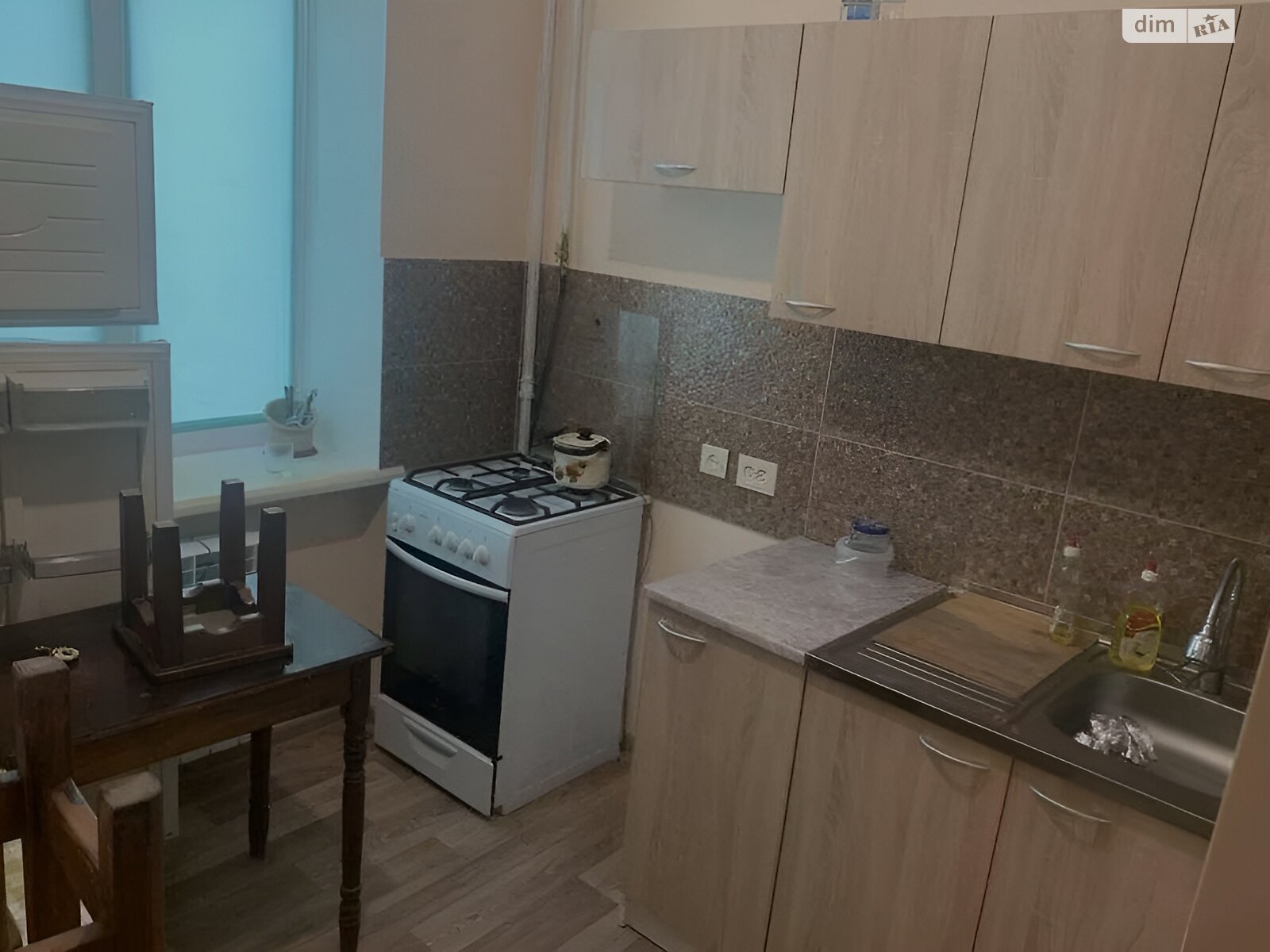 Продажа однокомнатной квартиры в Харькове, на просп. Александровский 122, район ХТЗ фото 1 Продажа однокомнатной квартиры в Харькове, на просп. Александровский 122, район ХТЗ фото 1