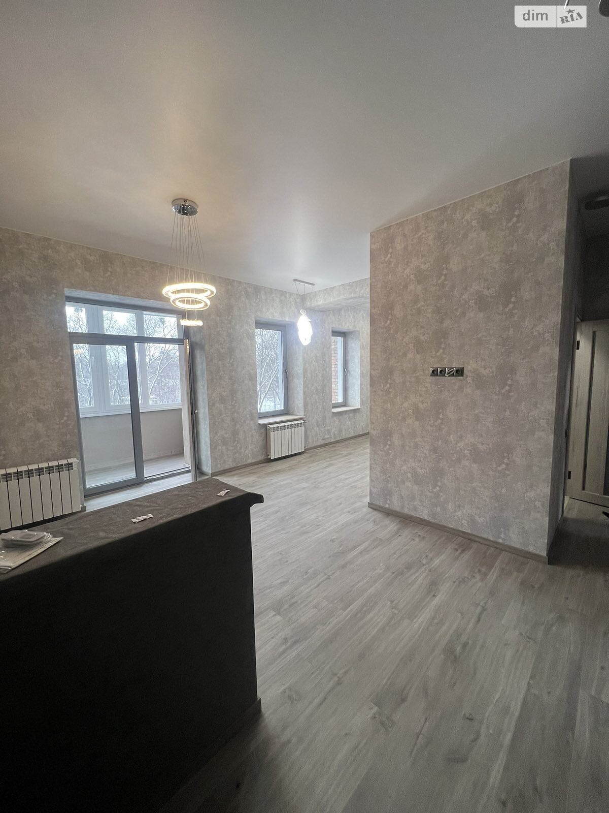 Продаж трикімнатної квартири в Харкові, на вул. Миру 20, район Індустріальний фото 1 Продаж трикімнатної квартири в Харкові, на вул. Миру 20, район Індустріальний фото 1