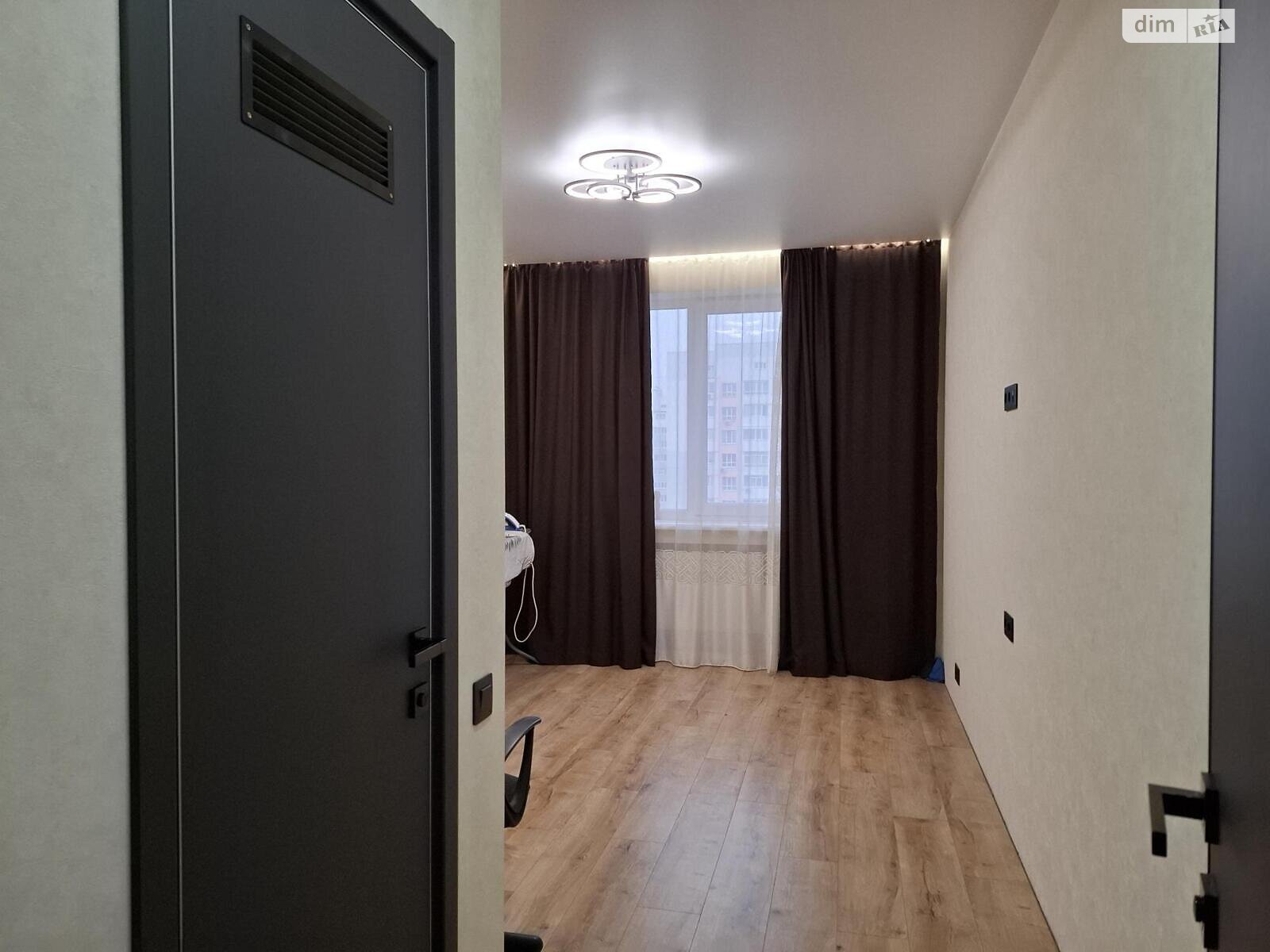 Продажа трехкомнатной квартиры в Харькове, на просп. Героев Харькова, район ХТЗ фото 1 Продажа трехкомнатной квартиры в Харькове, на просп. Героев Харькова, район ХТЗ фото 1