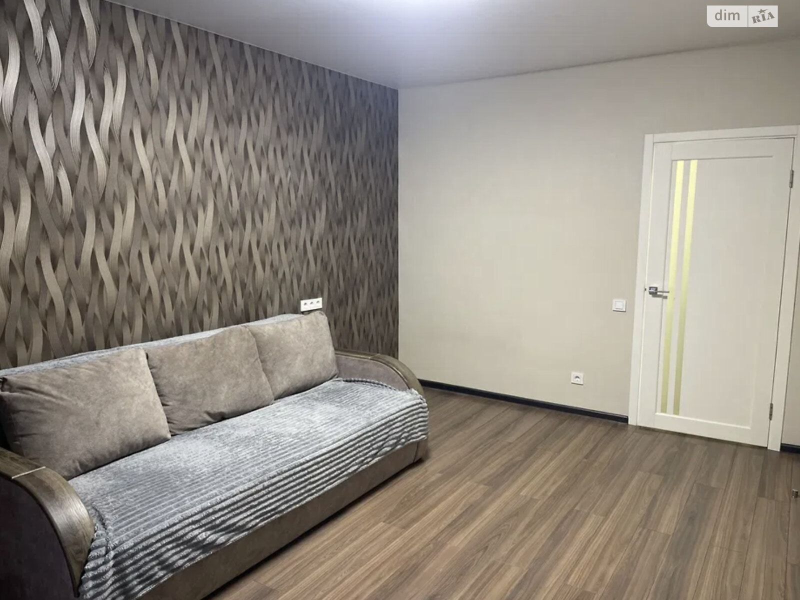 Продаж однокімнатної квартири в Харкові, на вул. Миру 59, район ХТЗ фото 1 Продаж однокімнатної квартири в Харкові, на вул. Миру 59, район ХТЗ фото 1