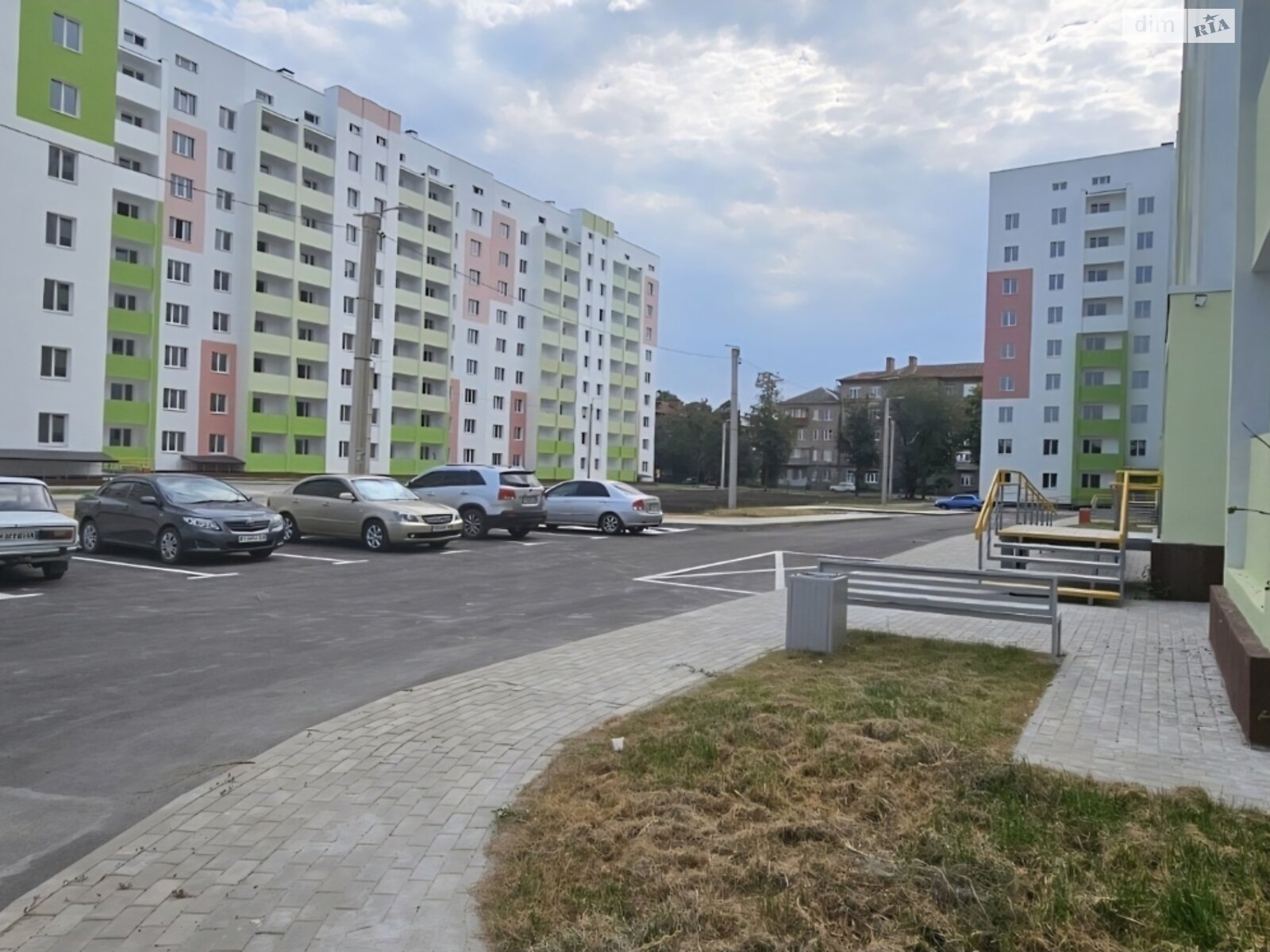 Продажа двухкомнатной квартиры в Харькове, на ул. Мира 53, район ХТЗ фото 1
