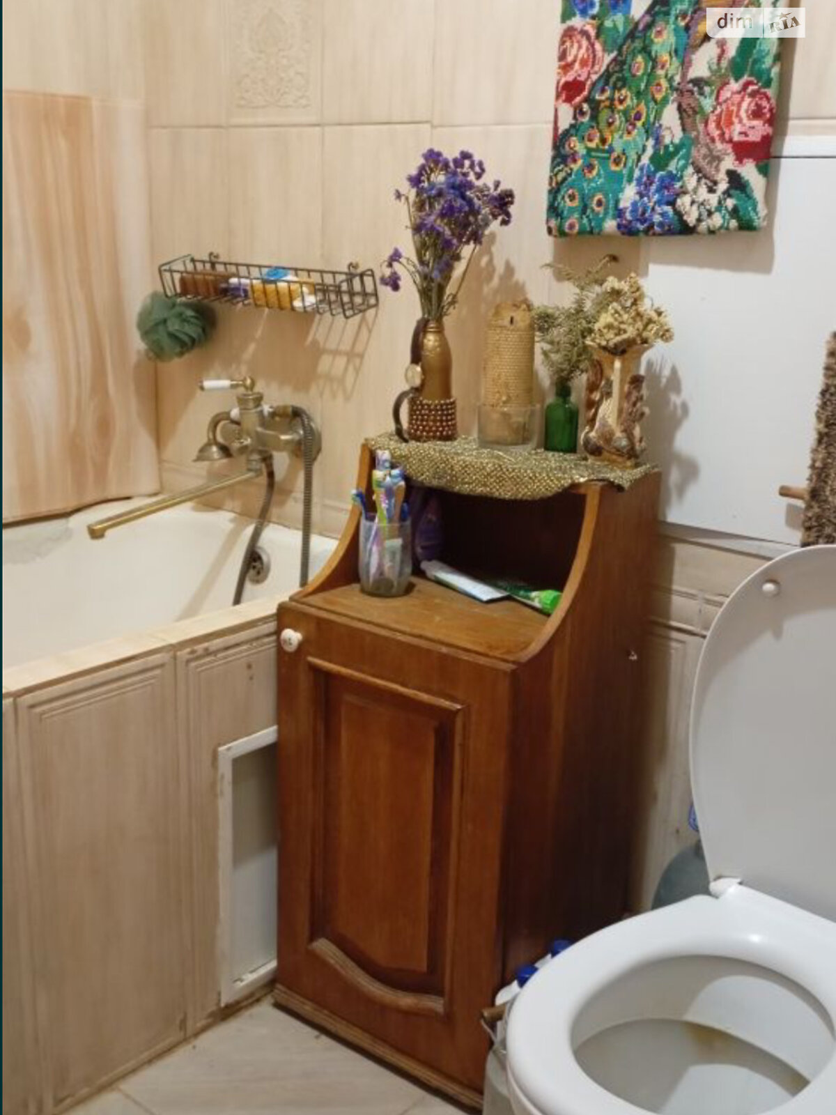 Продаж трикімнатної квартири в Харкові, на вул. Момота Генерала 11, район ХТЗ фото 1 Продаж трикімнатної квартири в Харкові, на вул. Момота Генерала 11, район ХТЗ фото 1