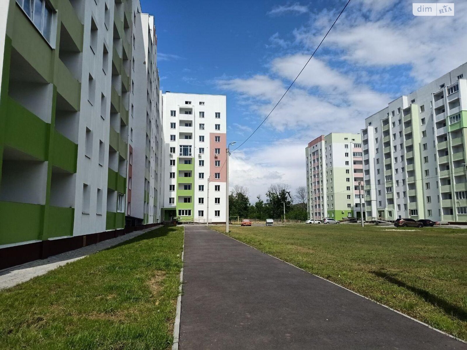 Продаж трикімнатної квартири в Харкові, на просп. Героїв Харкова 270В, район ХТЗ фото 1 Продаж трикімнатної квартири в Харкові, на просп. Героїв Харкова 270В, район ХТЗ фото 1
