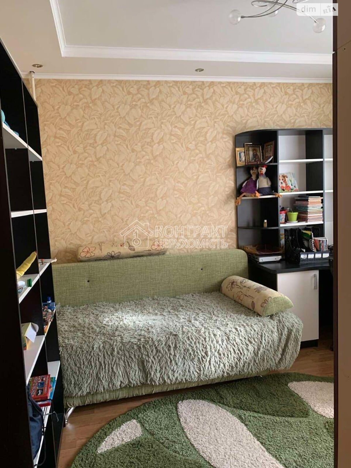 Продажа трехкомнатной квартиры в Харькове, на ул. Библика, район ХТЗ фото 1 Продажа трехкомнатной квартиры в Харькове, на ул. Библика, район ХТЗ фото 1