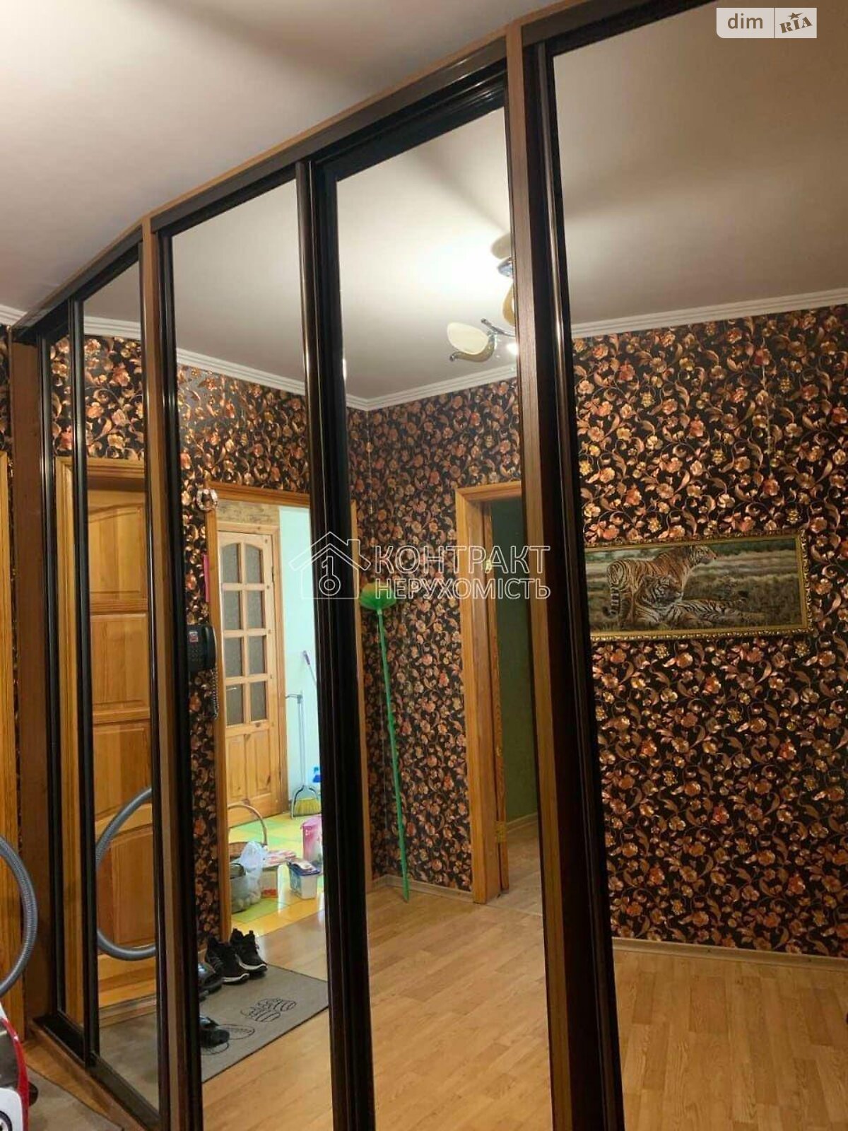 Продажа трехкомнатной квартиры в Харькове, на ул. Библика, район ХТЗ фото 1 Продажа трехкомнатной квартиры в Харькове, на ул. Библика, район ХТЗ фото 1