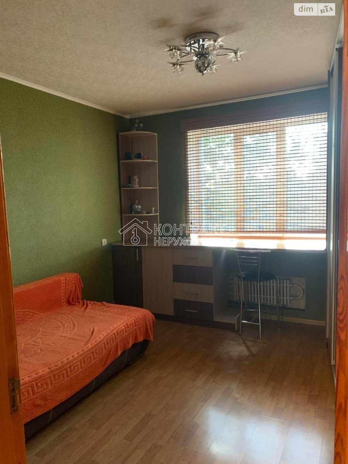 Продажа трехкомнатной квартиры в Харькове, на ул. Библика, район ХТЗ фото 1 Продажа трехкомнатной квартиры в Харькове, на ул. Библика, район ХТЗ фото 1