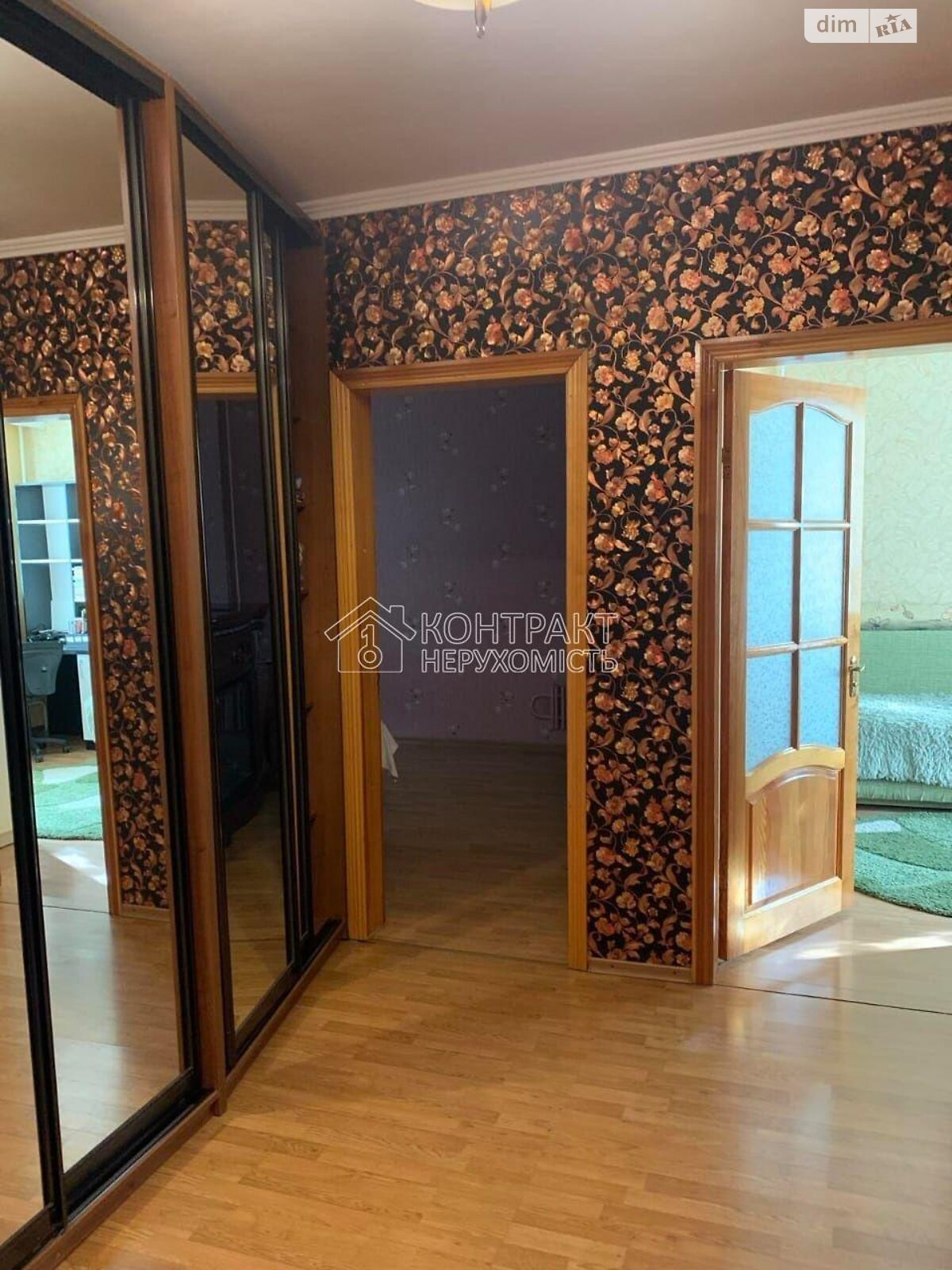 Продажа трехкомнатной квартиры в Харькове, на ул. Библика, район ХТЗ фото 1 Продажа трехкомнатной квартиры в Харькове, на ул. Библика, район ХТЗ фото 1