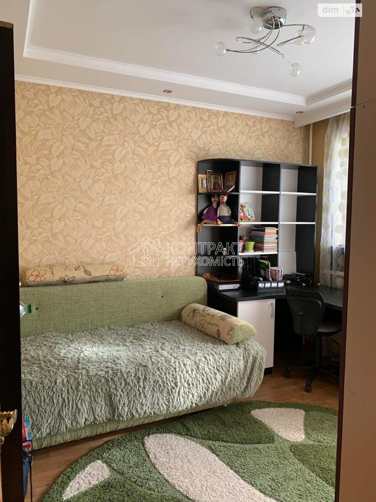 Продажа трехкомнатной квартиры в Харькове, на ул. Библика, район ХТЗ фото 1 Продажа трехкомнатной квартиры в Харькове, на ул. Библика, район ХТЗ фото 1